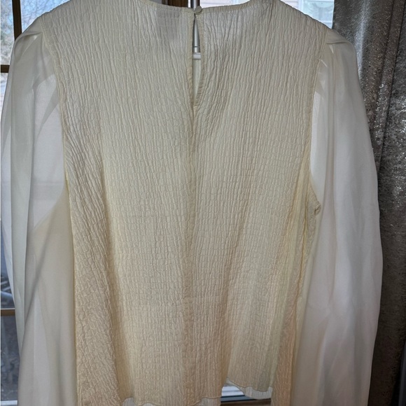 White Textured Women's Top - Picture 2 of 6